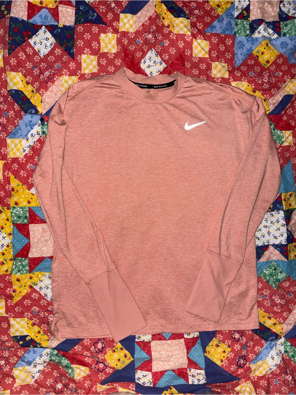 Nike Women's Dri Fit Running Dusty Rose Heather Long-Sleeve Pullover